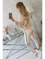 model 22014121 béžová velurová sada - K-Fashion