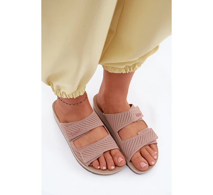 Dámské pantofle  Růžové model 22094881 - Inblu