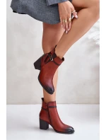 Dámské boty na podpatku s a páskem hnědé model 21674038 - Boto