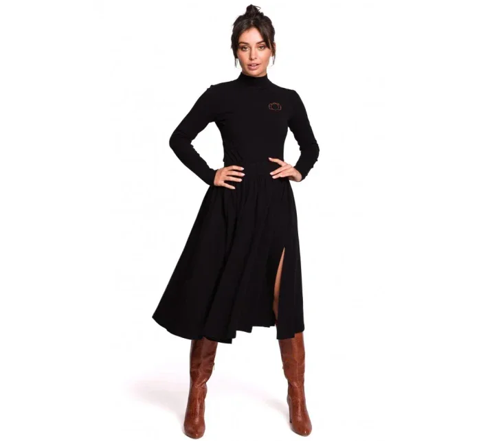 B130 Rozšírená midi sukňa - čierna