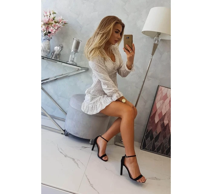 Šaty s ozdobnými volánky béžové Šaty s ozdobnými volánky béžové