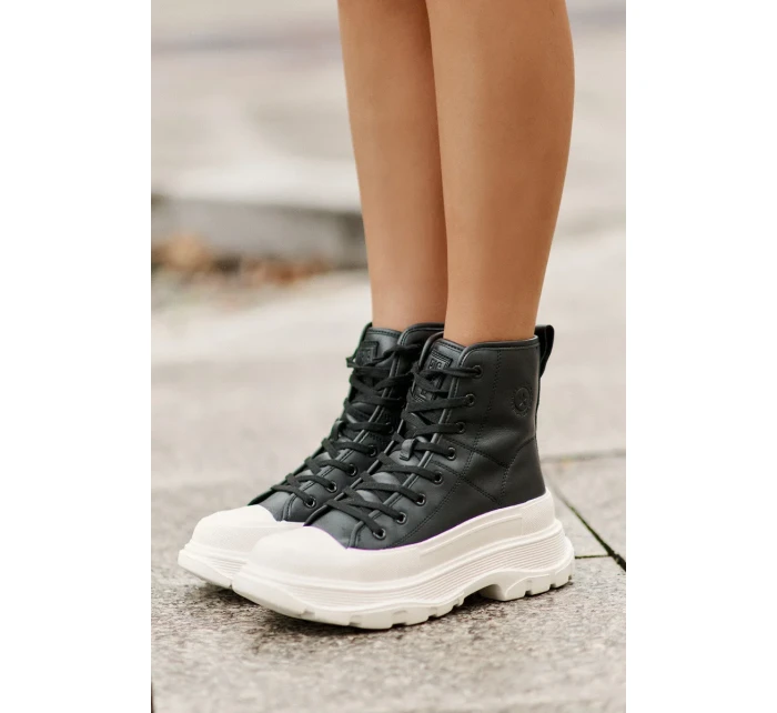 Kožené zateplené tenisky na pevnej platforme Big Star Black