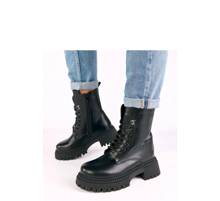 Šnurovací vyšší model 221632 Solea Šnurovací vyšší model 221632 Solea