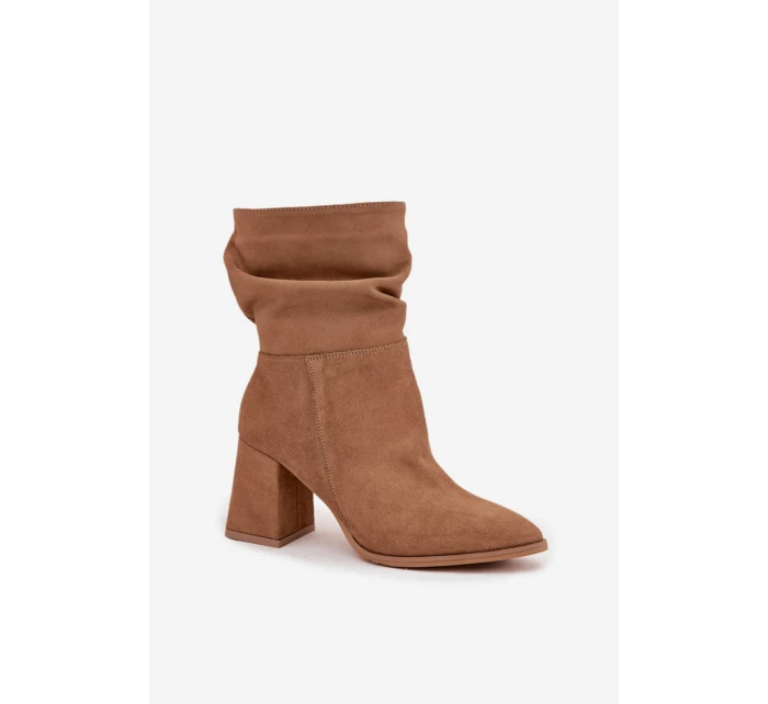 Topánky na podpätku model 220195 Step in style