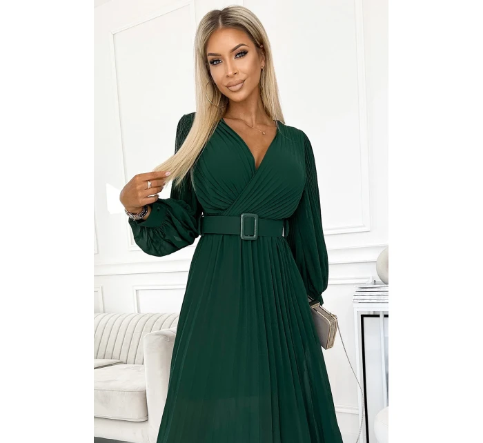 414-1 KLARA plisované šaty s opaskom a výstrihom - BOTTLE GREEN 414-1 KLARA plisované šaty s opaskom a výstrihom - BOTTLE GREEN