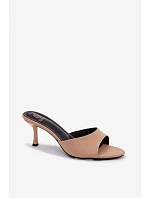 Dámské sandály na podpatku látkové Béžové model 22111314 - Boto