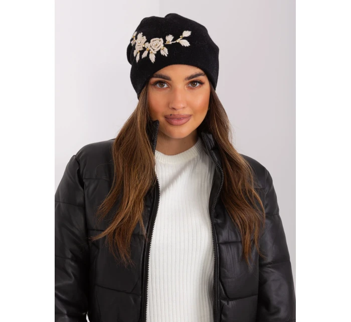 Čiapka AT CZ 2329 1.85 čierna a béžová Čiapka AT CZ 2329 1.85 čierna a béžová