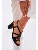 Sandále na podpätku model 212836 Vykročte štýlovo