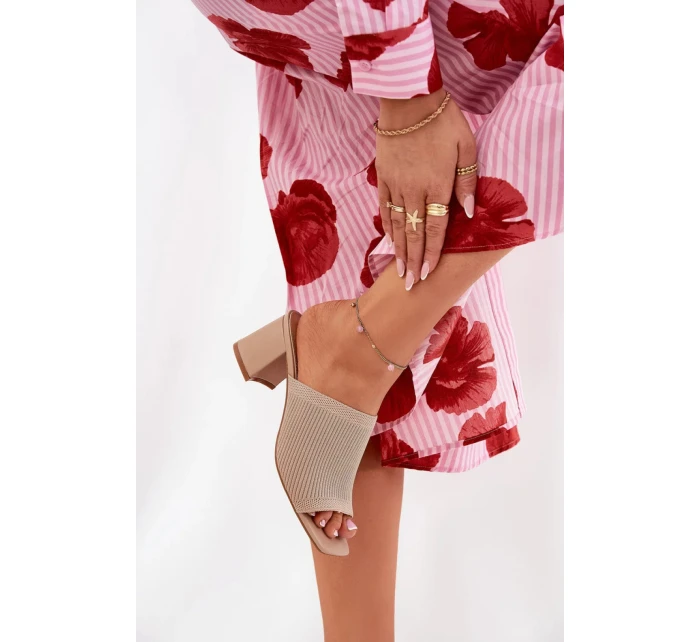 Papuče FY35-1 beige - Krok vo veľkom štýle Papuče FY35-1 beige - Krok vo veľkom štýle