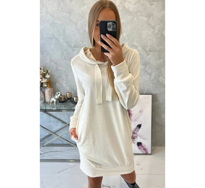 Velurové šaty s kapucí ecru Velurové šaty s kapucí ecru