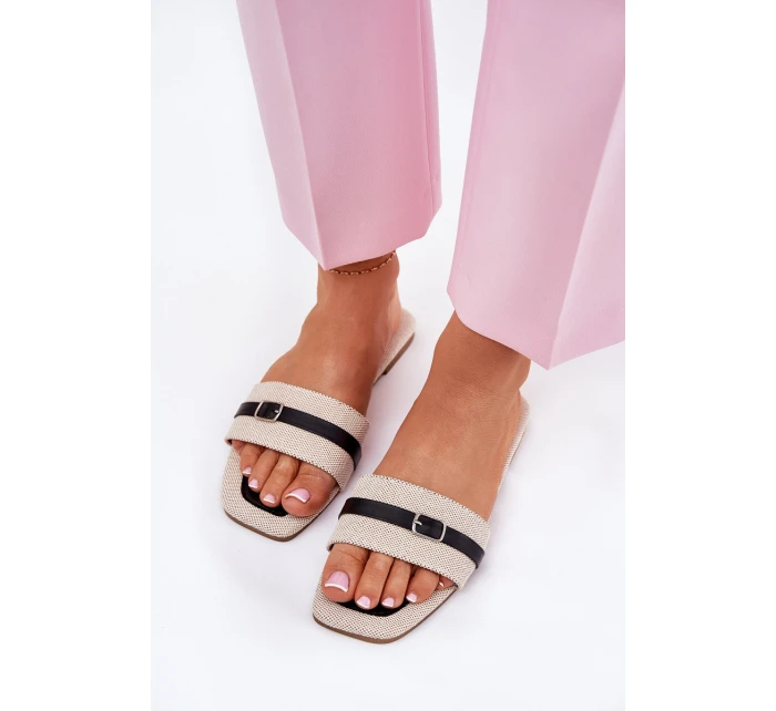 Ploché dámské sandály s páskem a přezkou béžové model 21689544 - Boto