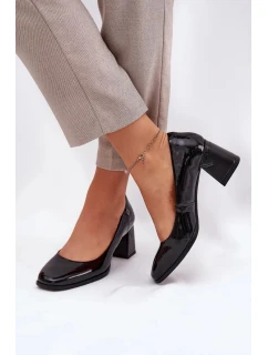 Dámske lakované lodičky na podpätku Vinceza - čierne