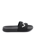 Pohodlné čierne dámske ponožky na plochom podpätku Pohodlné čierne dámske ponožky na plochom podpätku