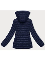Tmavě modrá dámská prošívaná bunda s kapucí model 20840768 - J.STYLE Tmavě modrá dámská prošívaná bunda s kapucí model 20840768 - J.STYLE