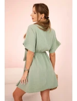 Mušelínové šaty s pásom svetlej khaki farby