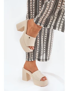 Dámské sandály z eko kůže na podpatku a platformě světle béžové model 21688935 - Boto