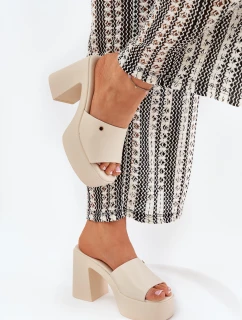 Dámské sandály z eko kůže na podpatku a platformě světle béžové model 21688935 - Boto