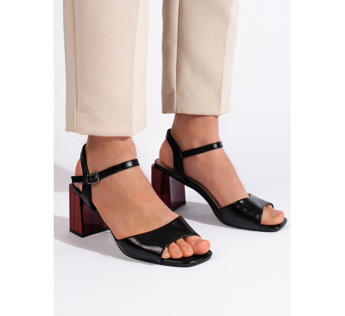 Exkluzívní dámské černé  sandály na širokém podpatku