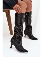 Dámské kozačky na podpatku z eko kůže černé model 21744548 - Boto Dámské kozačky na podpatku z eko kůže černé model 21744548 - Boto