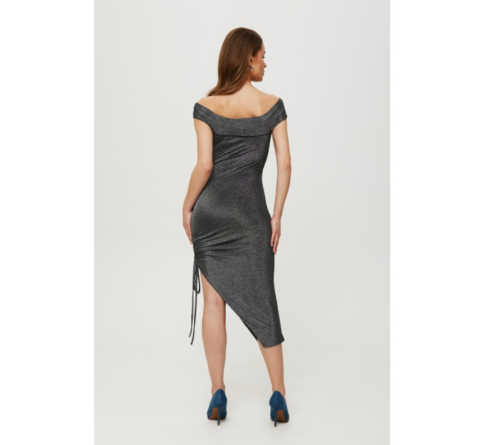 K187 Kovové pletené asymetrické šaty s bočným rozparkom - strieborné