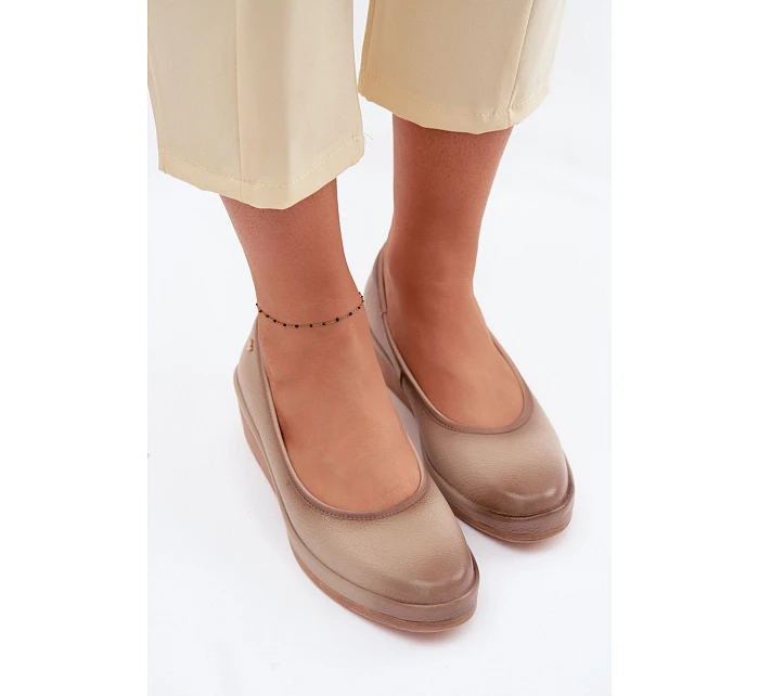 Kožené dámské polobotky na platformě Vinceza Béžové