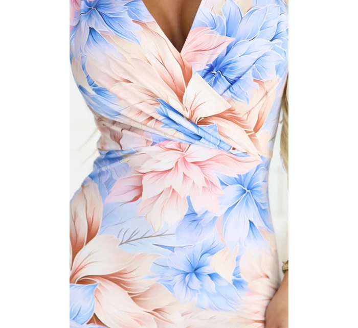 Přiléhavé midi šaty s obálkovým výstřihem modré a béžové květy model 22007983 - numoco