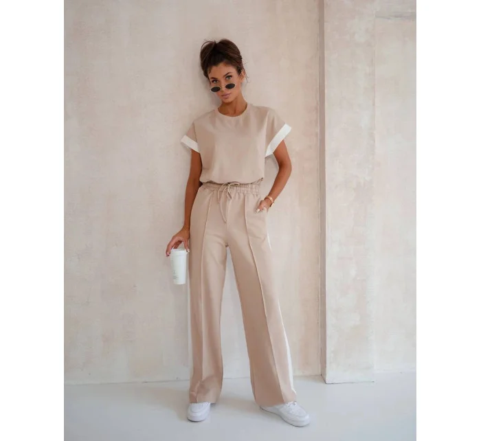 Dámska béžová športová súprava s kontrastnými vložkami (VE99)