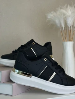 Módne dámske tenisky z eko kože na platforme Black Nevisase