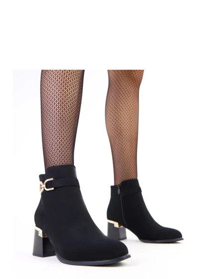 Topánky na podpätku model 218813 Solea