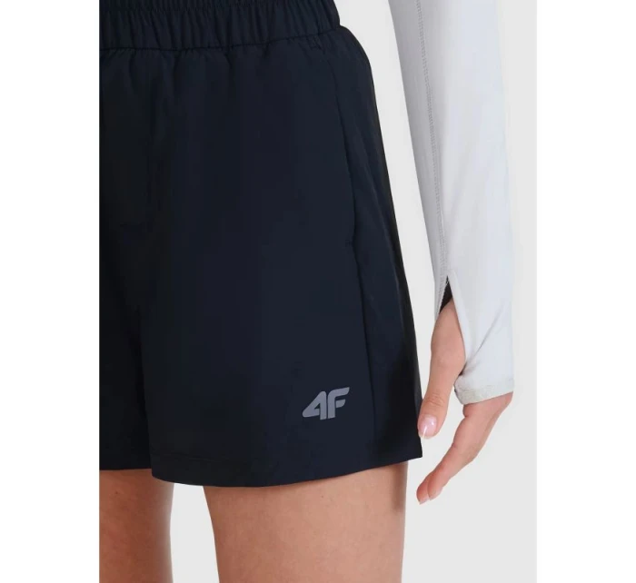 Dámske trekingové šortky s odnímateľným vreckom 4F 4FWSS25TFSHF0953-20S dámske Dámske trekingové šortky s odnímateľným vreckom 4F 4FWSS25TFSHF0953-20S dámske