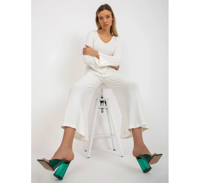 Kalhoty VI SP model 17814505 ecru - FPrice Kalhoty VI SP model 17814505 ecru - FPrice