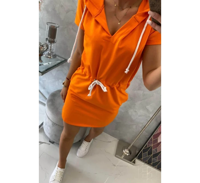 Šaty s kapucí oranžové