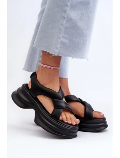 Sandále model 196338 Krok vo veľkom štýle