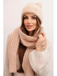 Dámska súprava klobúka a dlhého šálu z mäkkej priadze, béžová