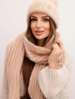 Dámska súprava klobúka a dlhého šálu z mäkkej priadze, béžová