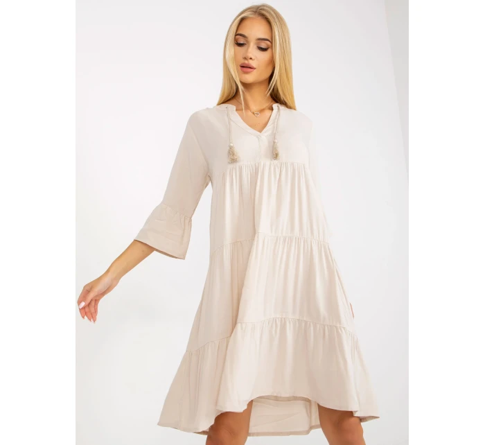 Šaty model 17408037 světle béžové - FPrice Šaty model 17408037 světle béžové - FPrice