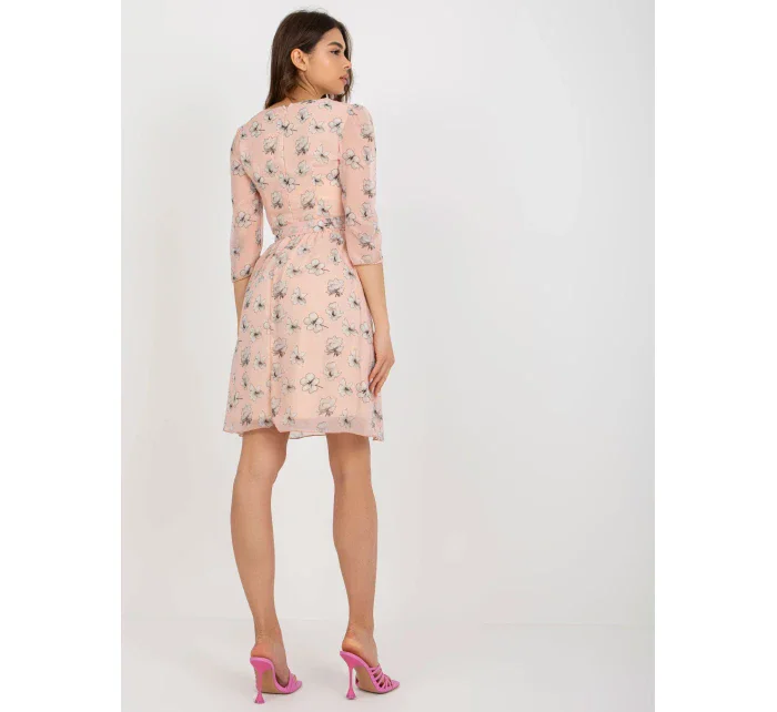 Šaty LK SK model 18453845 světle růžová - FPrice
