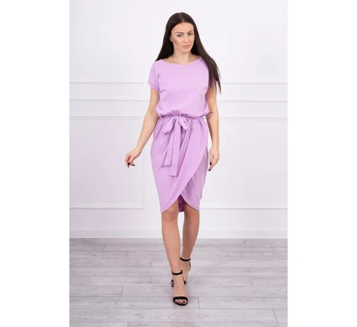 Šaty s obálkovým spodným dielom vo fialovej farbe