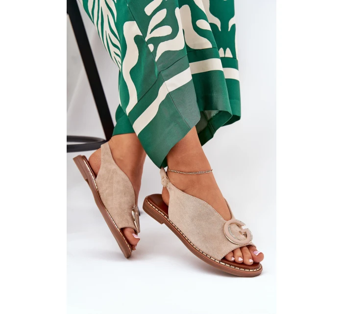 Ploché sandály s ozdobou béžové model 21685714 - Boto