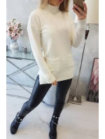 Sveter s golierom vo farbe ecru