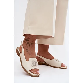 Dámske sandále na nízkom podpätku so zdobením S.Barski KV61-6016 Cream