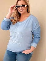 Dámska blúzka s nápisom a korálkami v modrej džínsovej farbe