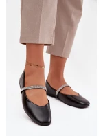 Dámské baleríny s lesklými pásky černé Ilirene Dámské baleríny s lesklými pásky černé Ilirene