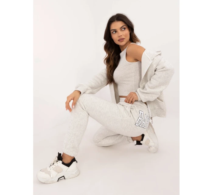 Sada EM KMPL model 20541091 světle šedá - FPrice Sada EM KMPL model 20541091 světle šedá - FPrice