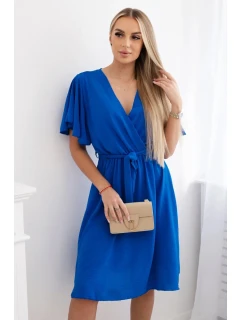 Šaty s vrstveným výstrihom v chrpovo modrej farbe