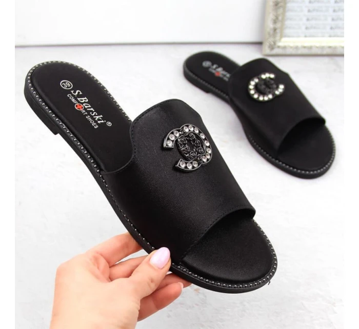 Pohodlné žabky se zirkony W model 20118126 černá - S.Barski