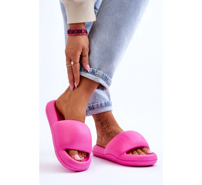 Dámské lehké pěnové pantofle na platformě Fuchsie model 21618534 - Boto