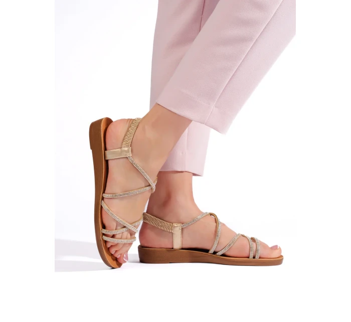 Pohodlné zlaté sandále na plochom podpätku pre ženy