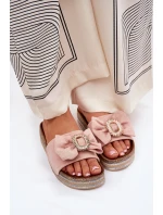 Dámské Pantofle Na Platformě S Mašlí A Růžové model 21689894 - Boto Dámské Pantofle Na Platformě S Mašlí A Růžové model 21689894 - Boto