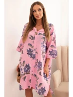 Dámske bavlnené šaty s kvetinovým vzorom a 3/4 rukávmi svetloružovej farby Dámske bavlnené šaty s kvetinovým vzorom a 3/4 rukávmi svetloružovej farby